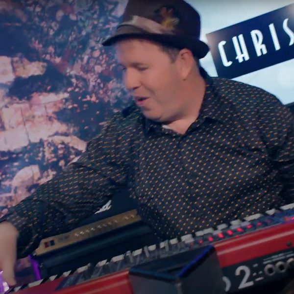 Portrait of Bob Jones playing the keyboard